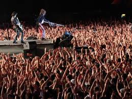 			 				La concert